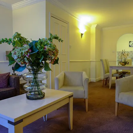 Collingham Serviced Apartments-2